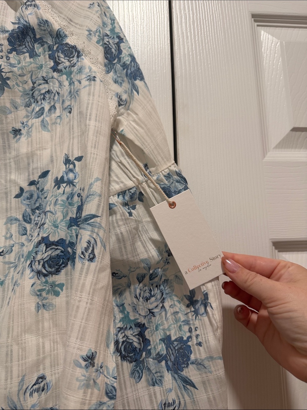 NWT A Collective Story Floral Top Size Medium - Picture 5 of 8